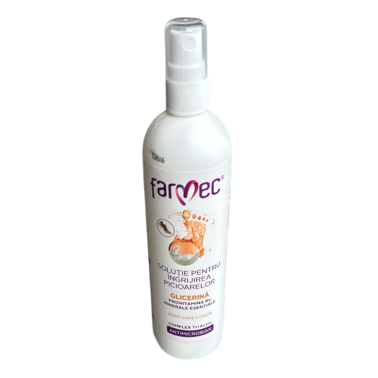 Farmec Solutie ingrijire picioare cu glicerina, B5 si minerale esentiale 200ml - imagine 2