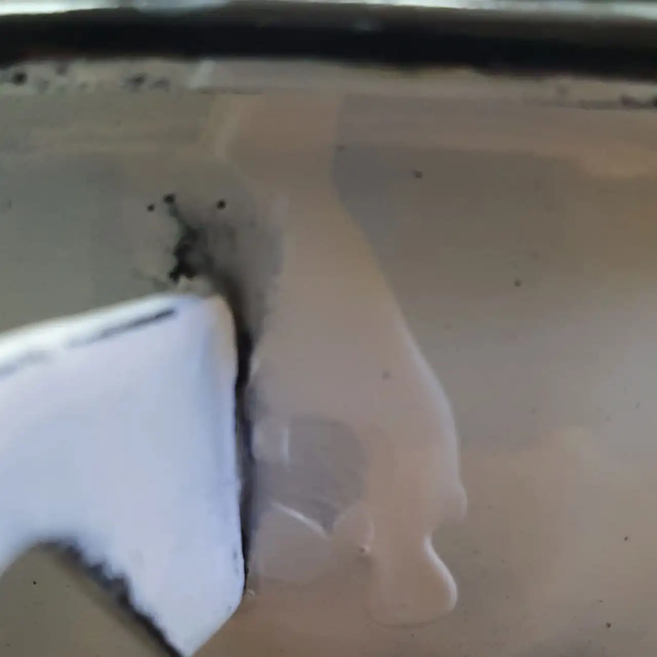 resigilat strecuratoare emailata alba 18 cm 3